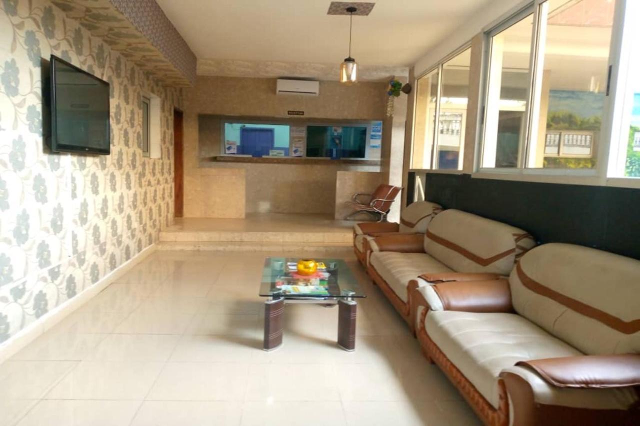 Residence Bethany Palace 아비장 외부 사진